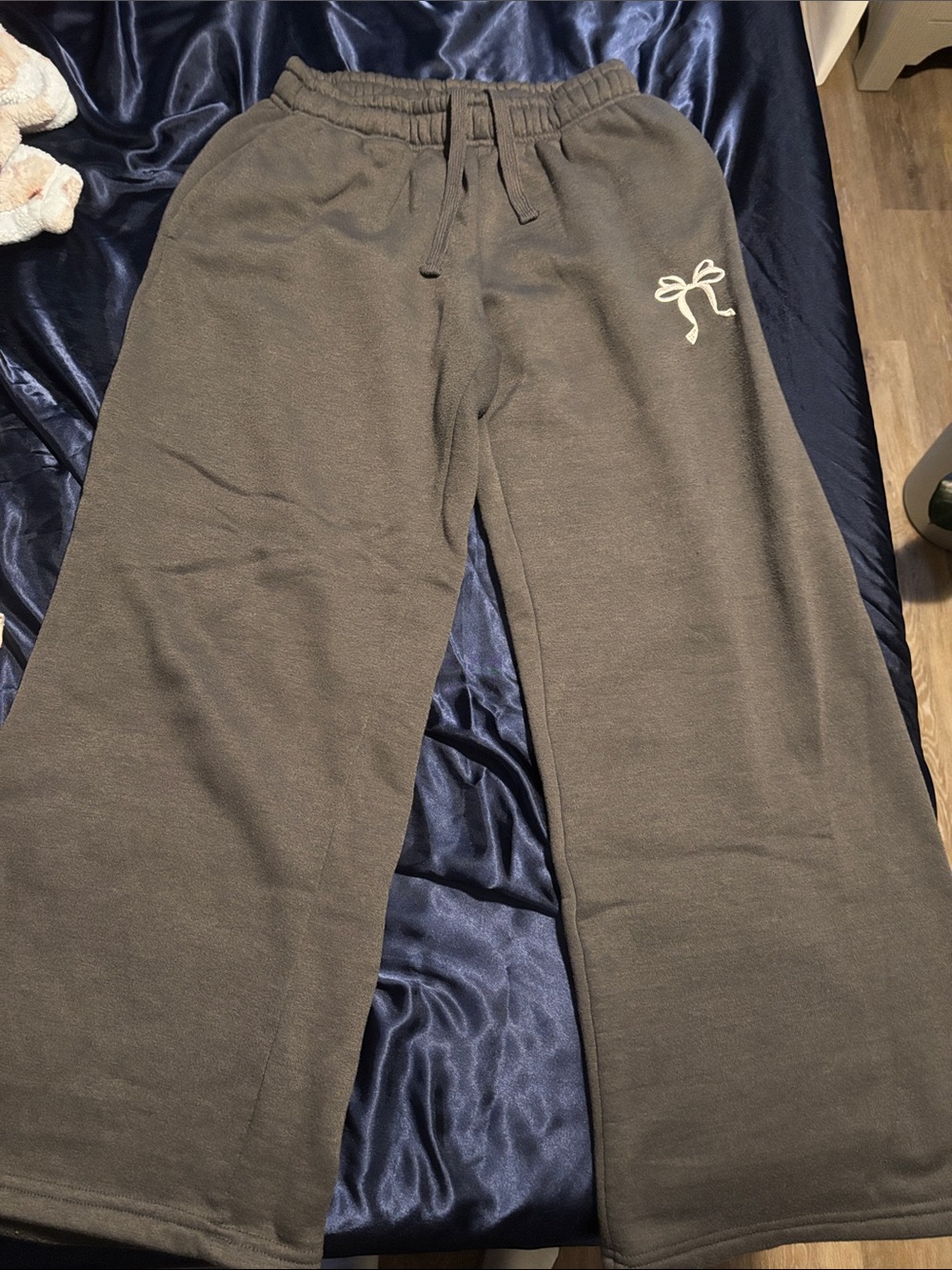 refuge Charcoal Gray Wide-Leg Sweatpants with White Bow Detail